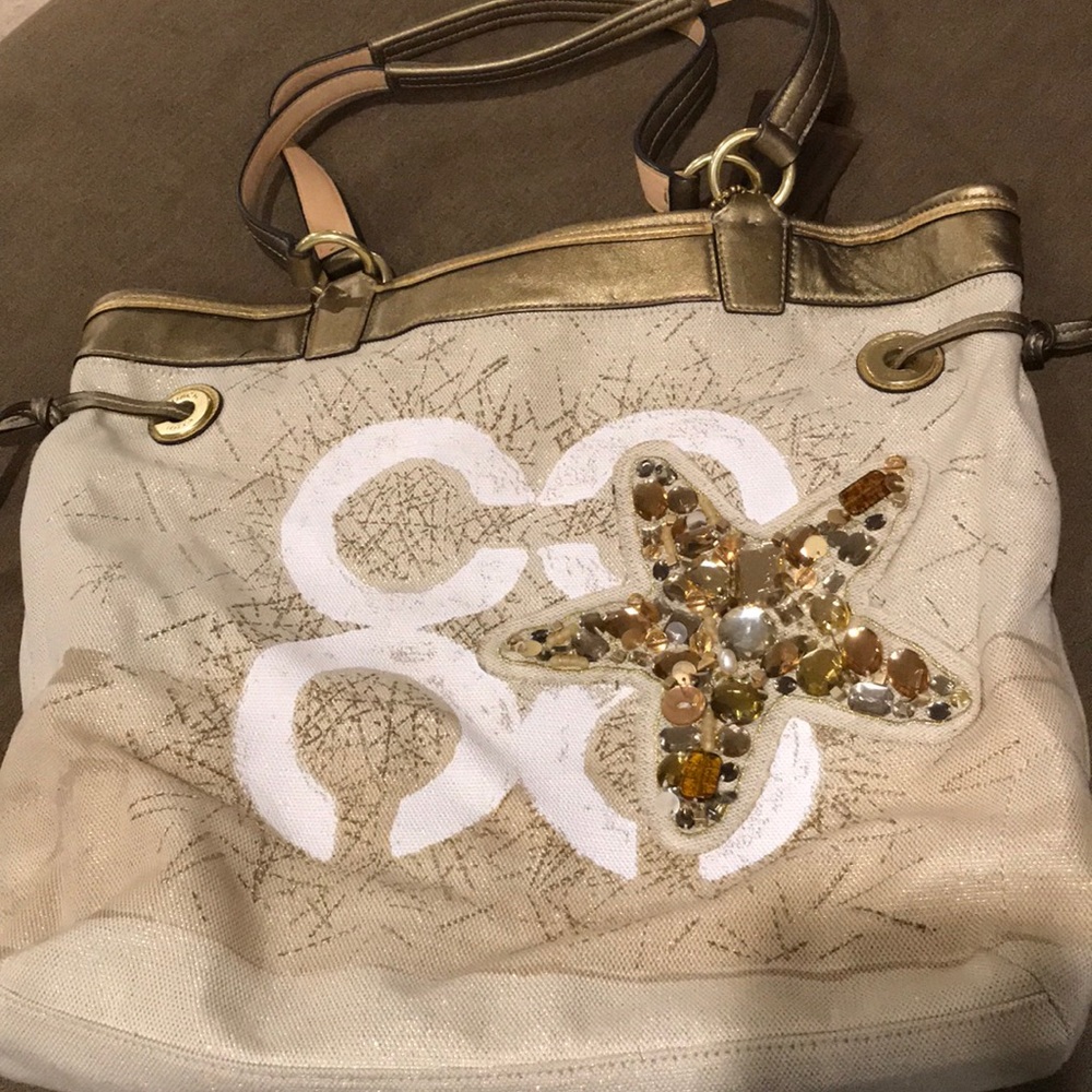 COACH TOTE LIKE NEW